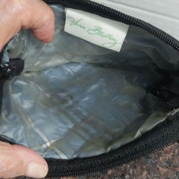 VERA BRADLEY Floral WRISTLET  and Free Quilted Women's Cosmetic Case.  EUC - Picture 5 of 11